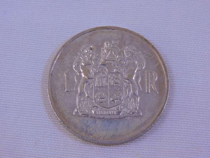 1969 R1 Silver Coin  Nice condition.