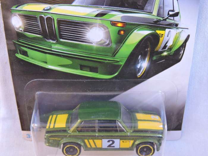 Hot Wheels BMW 2002 ( Green #2 )  Long Card 4/8