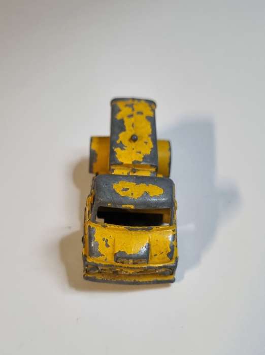 Matchbox Lesney Ford Thames Trader Compressor Truck #28B