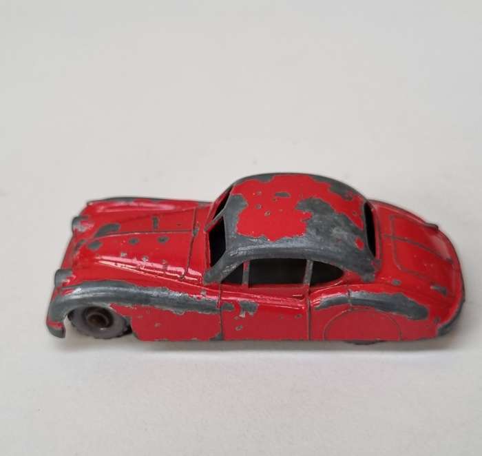 Matchbox Lesney 32A Jaguar XK140