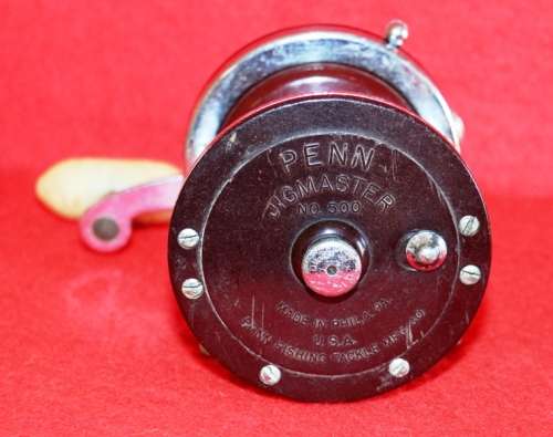 Penn 500 Jigmaster fishing Reel + spare spool