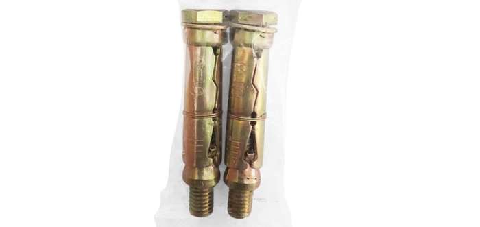 Aiyi Expansion Screw Bolt M10-2Pieces