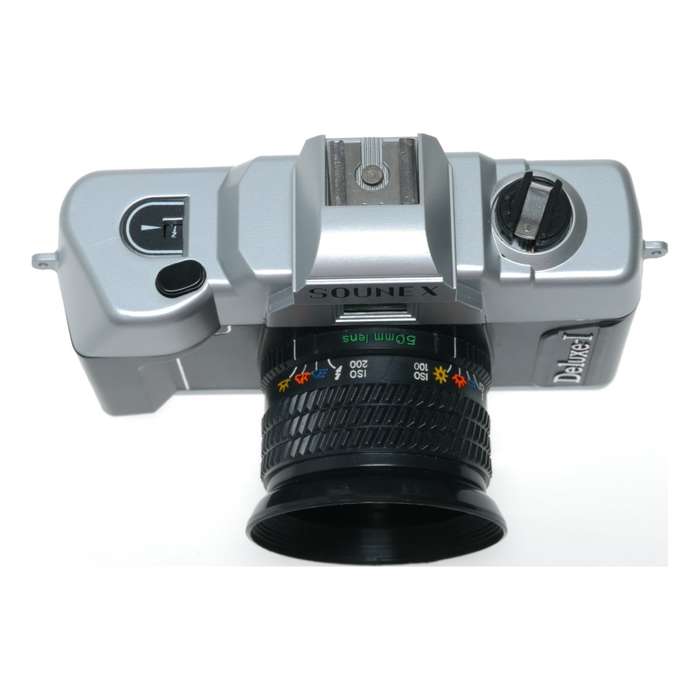 Sounex S 3000 camera focus free - 50mm 1.6.3 optical lens in good condition. In original box