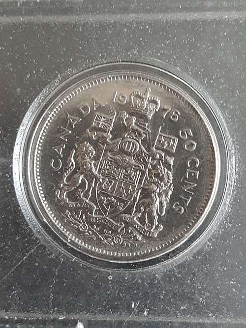 1976 Canada Uncirculated Coin set in Holder