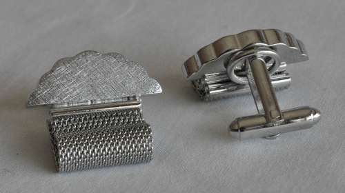 Vintage silver tone mesh wrap cufflinks with tie tack