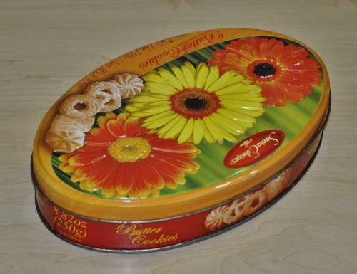 Vintage, Collectible Embossed Santa Edwiges Butter Cookies Tin