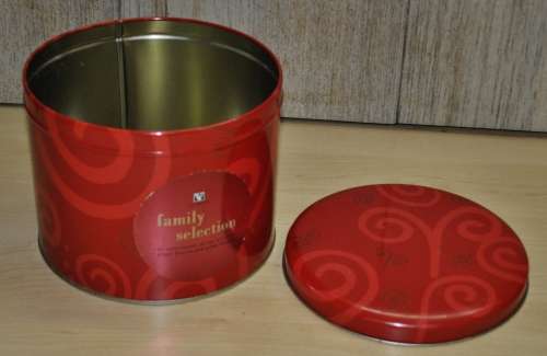 Collectible, Contemporary Woolworths Family Selection Biscuit Tin