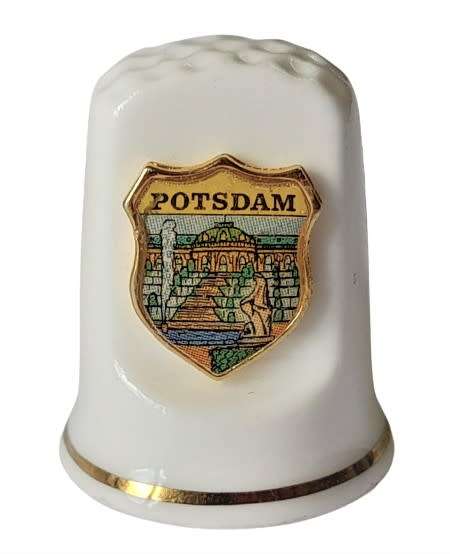 Collectible Vintage German Porcelain Thimble - Potsdam