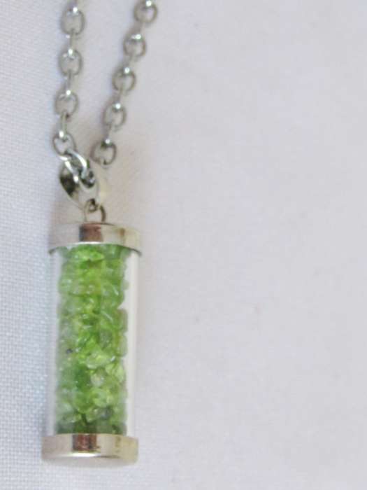 Vintage silver tone chain with tube pendant filled with jade chips
