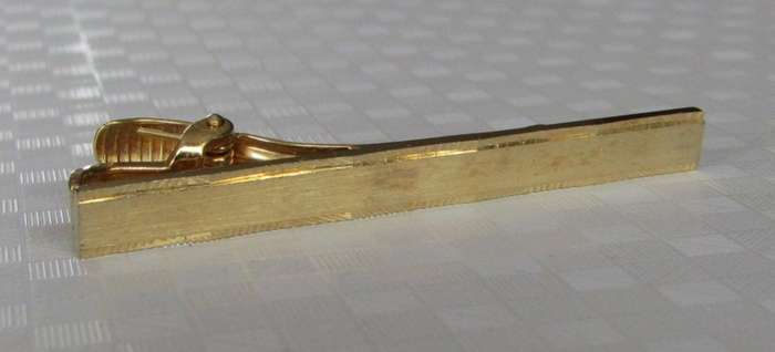 Vintage gold plated machined tie bar