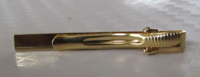 Vintage gold plated machined tie bar
