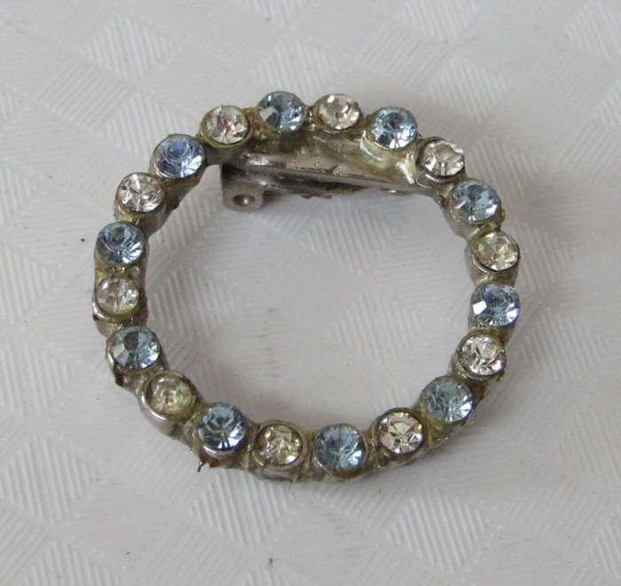 Vintage Silver Tone Circle of Life Brooch/Hat Pin with Clear and Light Blue Rhinestones