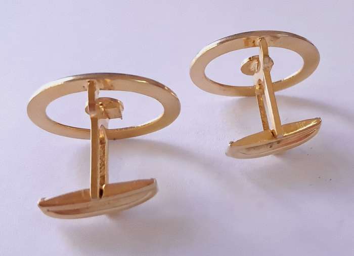 Vintage Gold Tone and Enamel Canadian Maple Leaf Cufflinks and Tie Clip