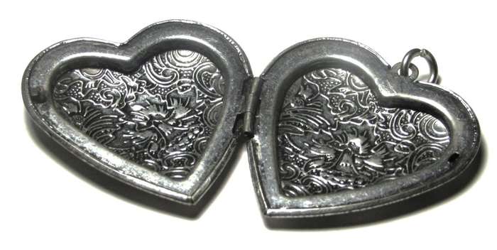 Vintage Silver Plated Engraved Heart Shaped Photo Locket