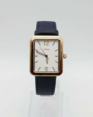 Fossil Ladies Watch Analogue Quartz Movement Leather Strap Stainless Steel