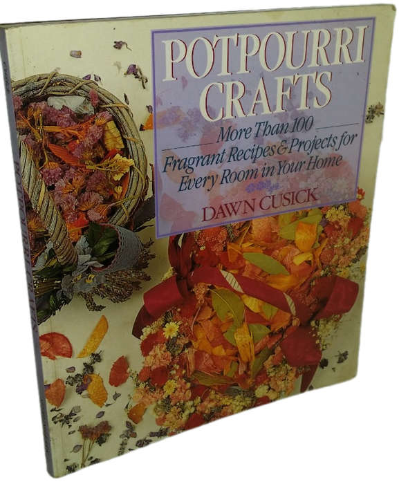BOOKS - Potpourri Crafts in color