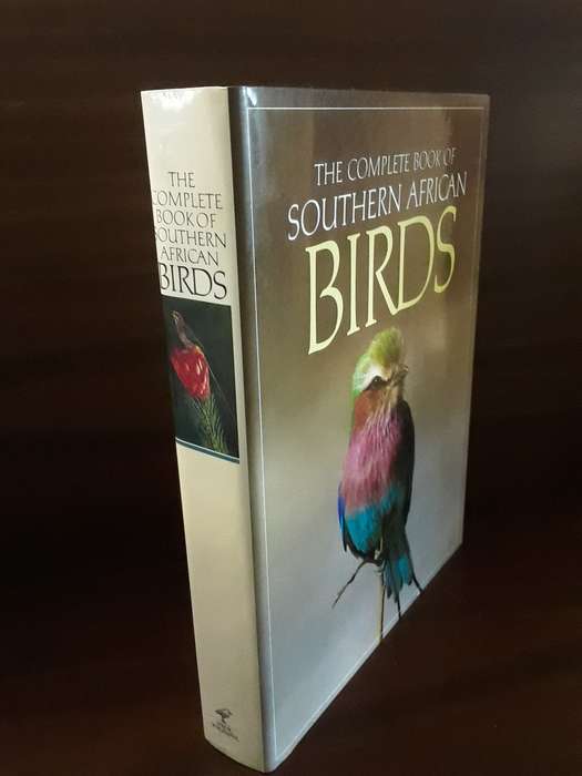 Books :   The Complete Book of Southern African Birds - Struik Winchester SIZE 33 cm x 35 cm x 5 cm