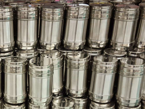 CLEARANCE SALE!! Spice Box! View other clearance auctions!.