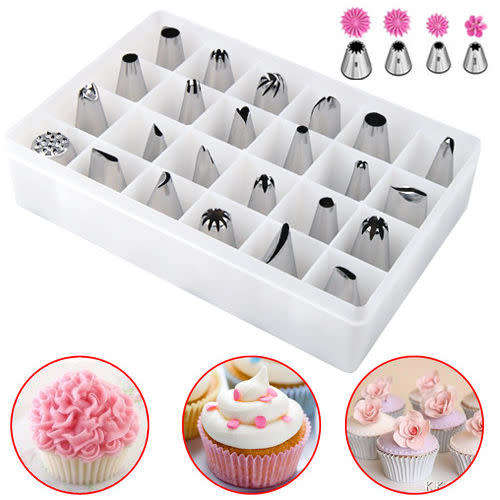 24 PC's Piping Nozzles in Container.