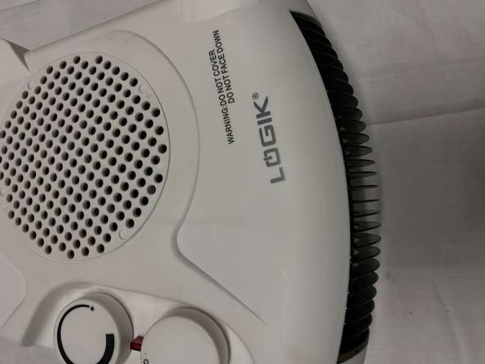 LOGIK 2000W FAN HEATER