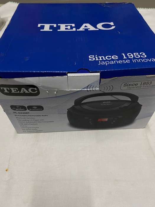 Teac PC-D220BT MP3 Portable Radio