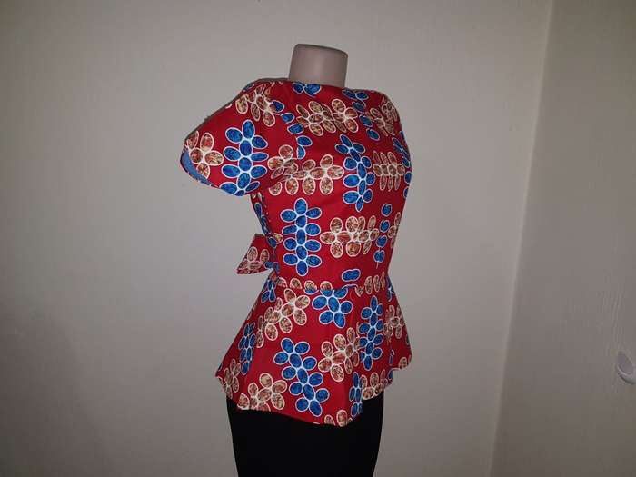African Print Top (Ankara) by Ijay (Size: 10/M/34)