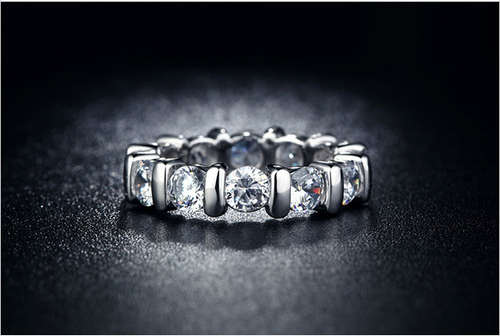 STUNNING!! MULTIPLE SIMULATED DIAMOND RING SIZE 7/17.3MM/O