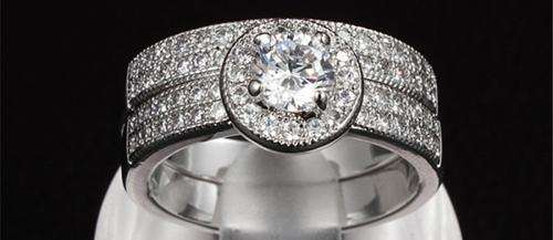 STUNNING!! 2 PIECE WHITE GOLD PLATED SIMULATED DIAMOND RING SIZE 7/17.3MM/0
