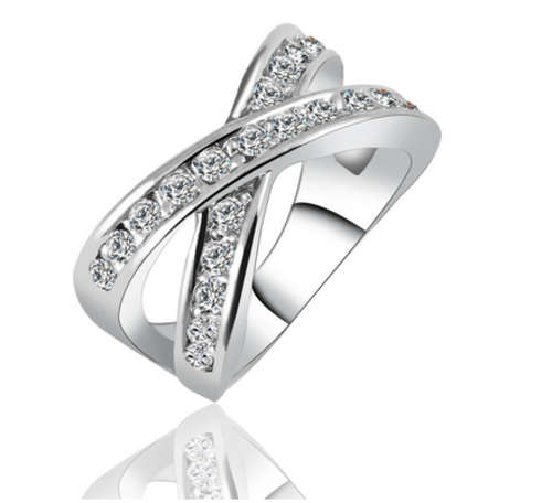 ABSOLUTELY AMAZING!! WHITE GOLD PLATED INFINITY RING WITH SIMULATED DIAMOND RING SIZE 7/17.3MM/O