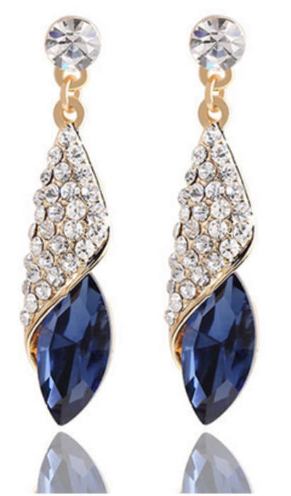 SPARKLING!! YELLOW GOLD PLATED WITH SIMULATED DIAMOND EARRING