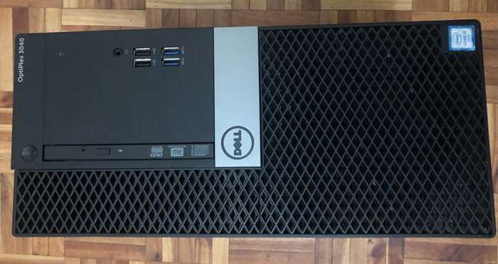 Dell optiplex 3040, i3 6100, 8gb Ddr3L, 500gb SSD 2.5`, Windows 10 Pro- with OEM HDMI to VGA adapter