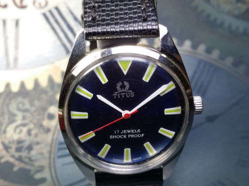 Vintage TITUS Swiss Made Mechanical Handwinding Movement Mens Wrist Watch