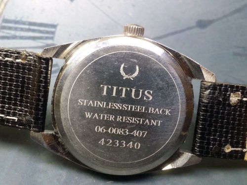 Vintage TITUS Swiss Made Mechanical Handwinding Movement Mens Wrist Watch