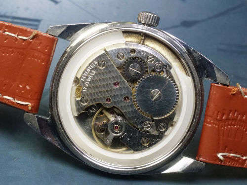 Vintage ROAMER Swiss Made Mechanical Handwinding Movement Mens  Watch - Ref16