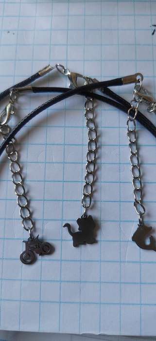 Natural Stone Heart Shape Pendants and Leather Cord Necklaces