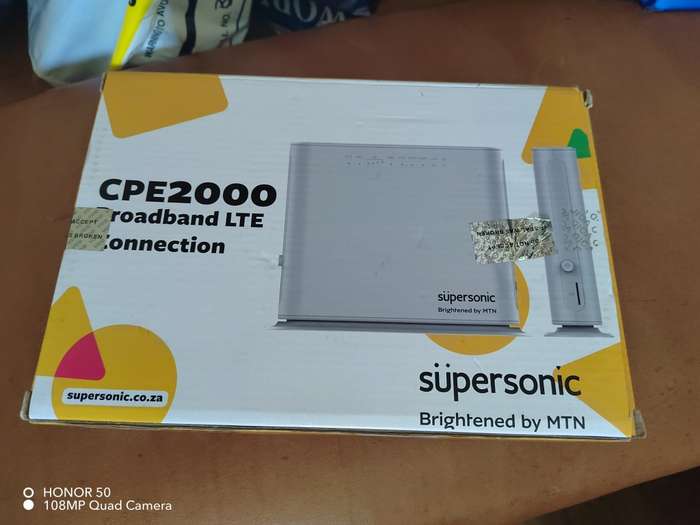 CPE 2000 4G Router (It take a SIM CARD)