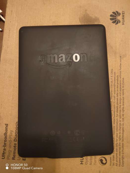 Amazon Kindle Paperwhite  2nd Edition -  6th Generation 6inch 4gig