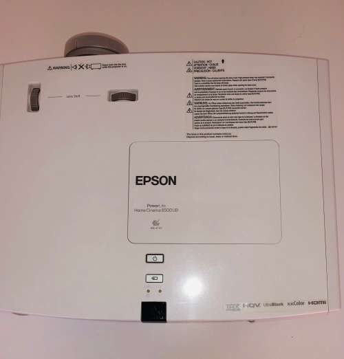 Epson PowerLite Home Cinema 8500UB LCD Projector