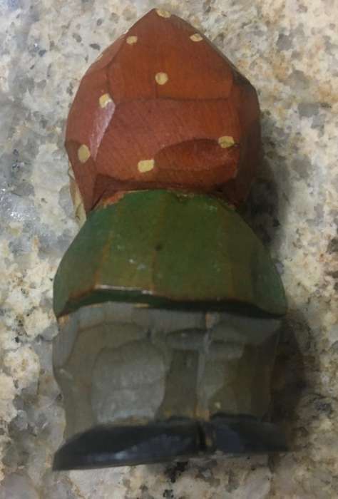 Sought After Vintage Hand Carved Wine Stoppers and a Big Mouth Toothpick Holder