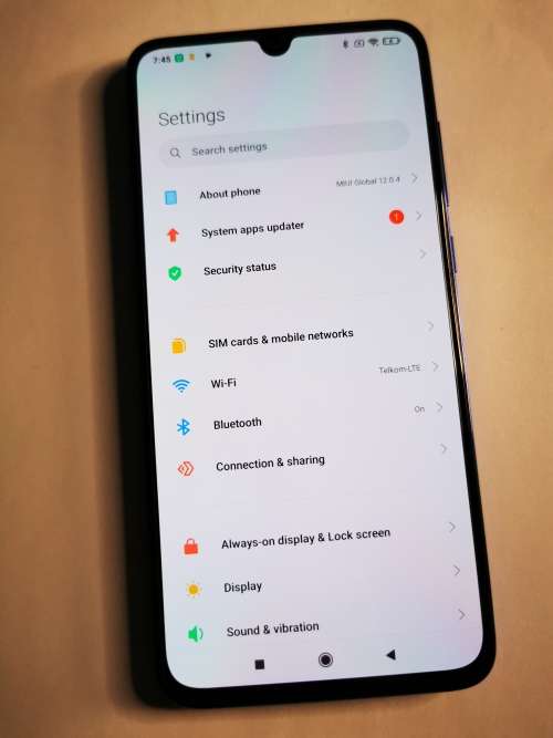 Xiaomi Mi9 - 6GB 64GB Amoled Sd855 - Mint condition