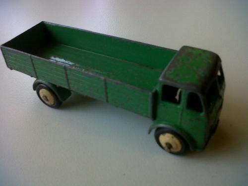 DINKY TOYS TRUCK    ****MADE IN ENGLAND****