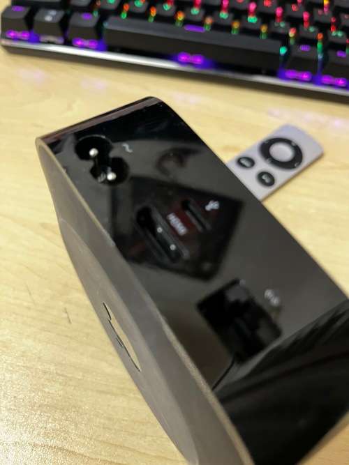 Apple TV 4th Gen with Remote