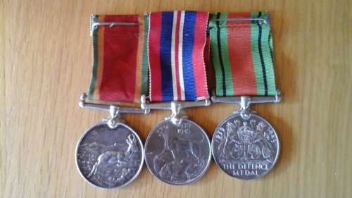 MILITARY MEDAL LOT - WW2 & NEWER 7 MEDALS 1 BID