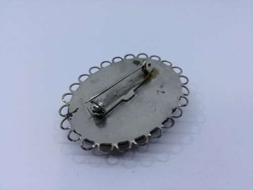 Lovely vintage precious stone brooch- Look!