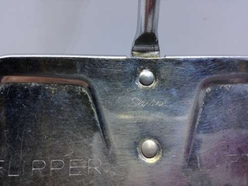 Vintage Skyline Flipper lifter