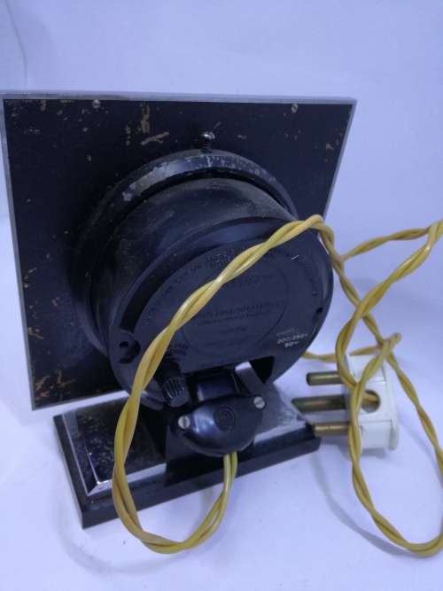 Smith electrical clock - working perfectly - no glass