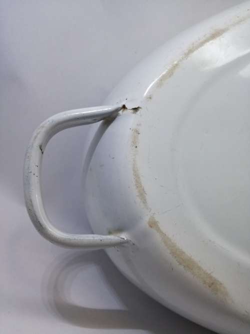 Enamel bed pan