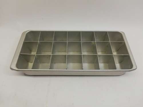 Ice tray - all metal