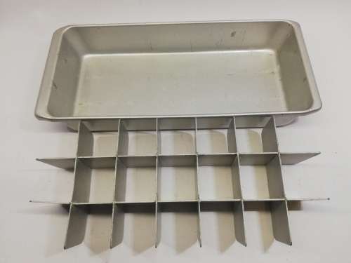 Ice tray - all metal