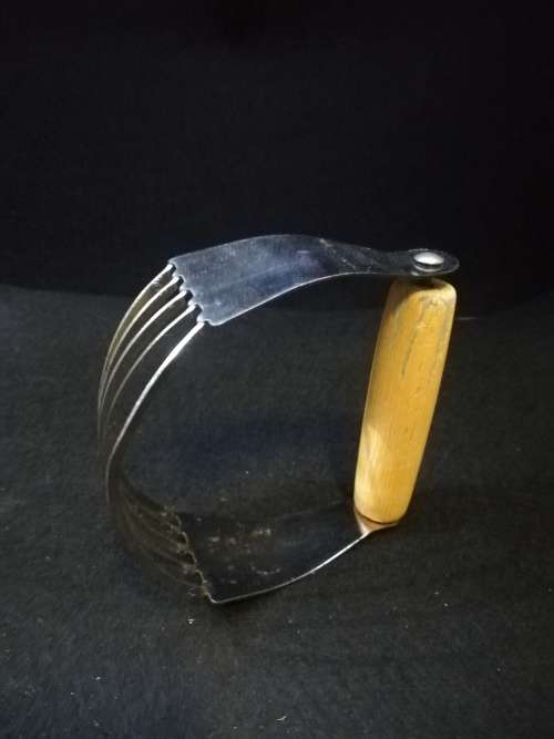 Pastry blender - made in England